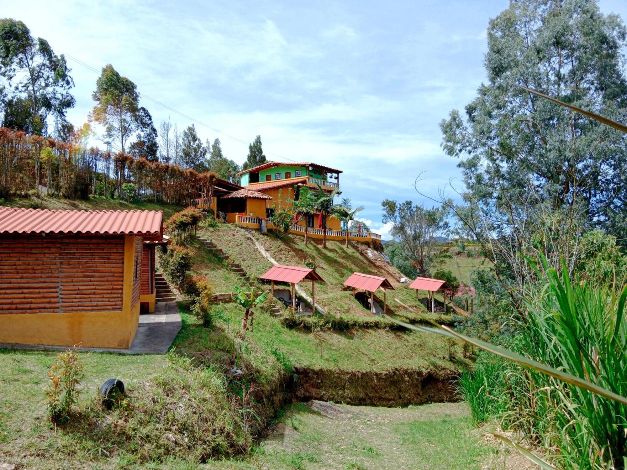 Vista Hermosa Eco Hostal Carmen de Viboral Bagian luar foto